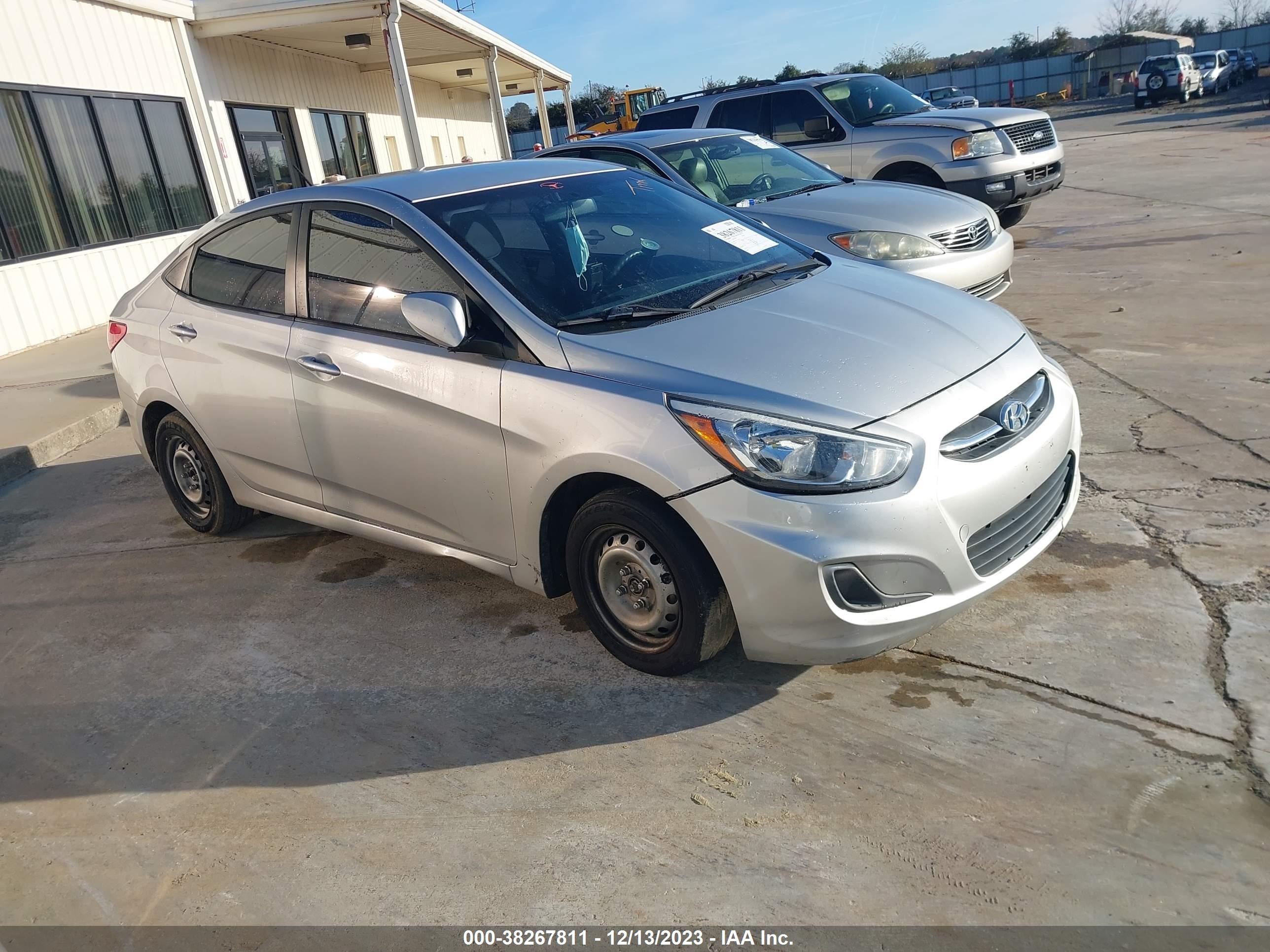 HYUNDAI ACCENT 2015 kmhct4ae4fu808242