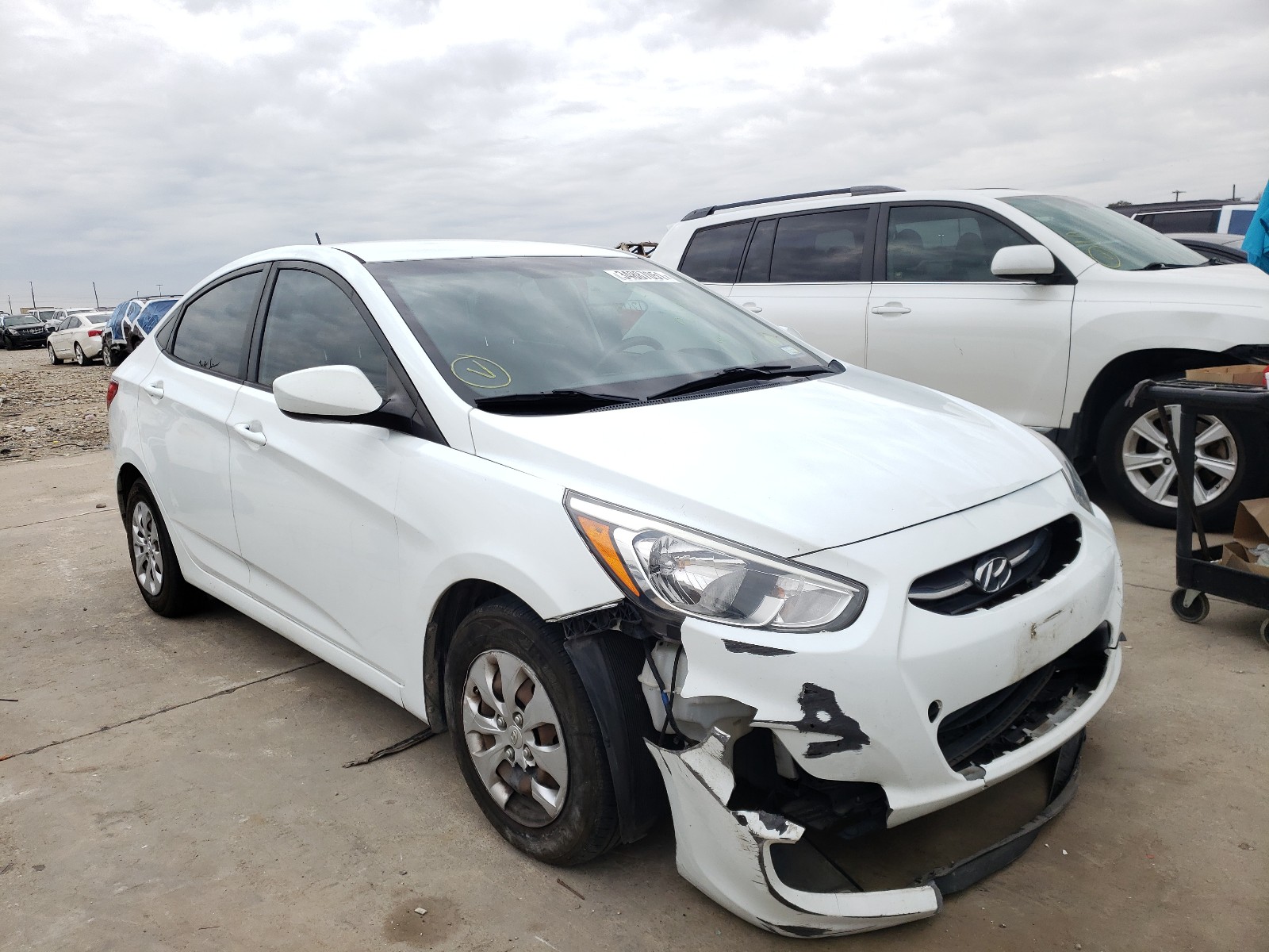 HYUNDAI ACCENT GLS 2015 kmhct4ae4fu847736