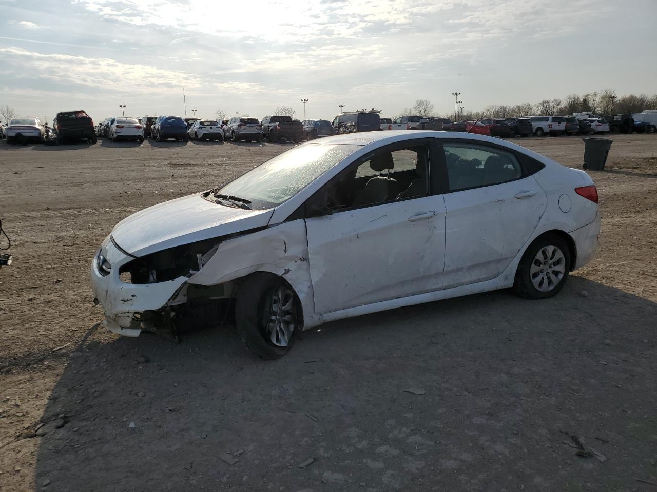 HYUNDAI ACCENT 2017 kmhct4ae5hu282657