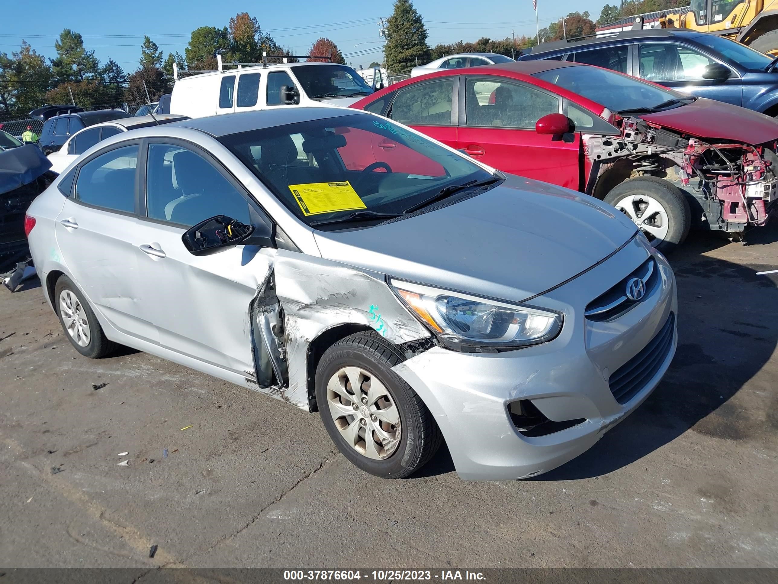 HYUNDAI ACCENT 2015 kmhct4ae6fu827651