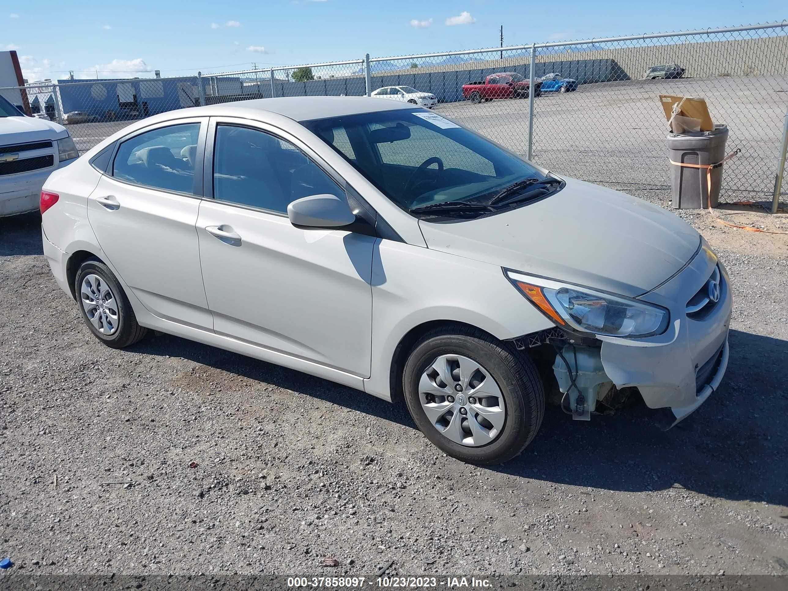 HYUNDAI ACCENT 2015 kmhct4ae7fu936457