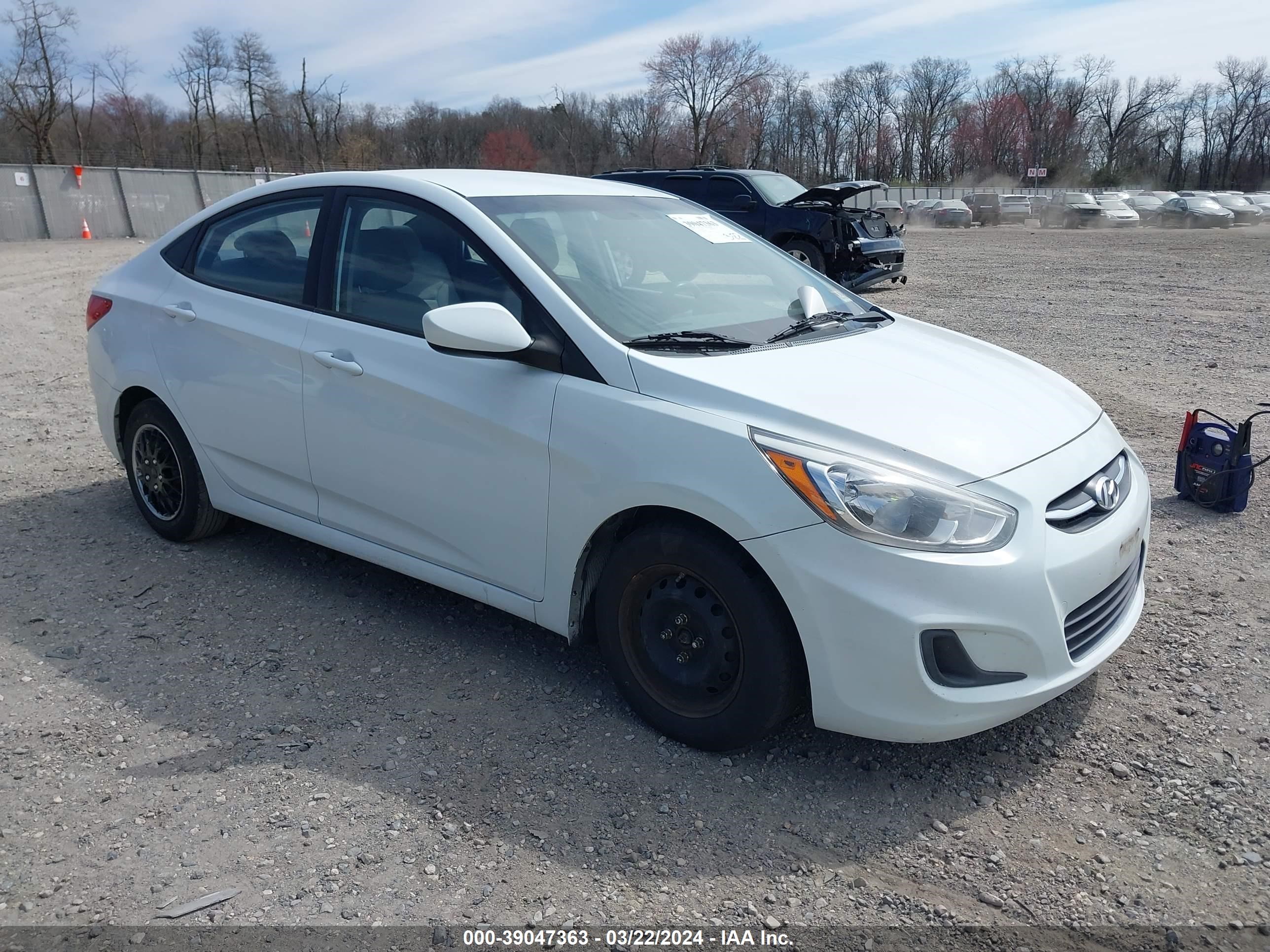 HYUNDAI ACCENT 2015 kmhct4ae8fu838389