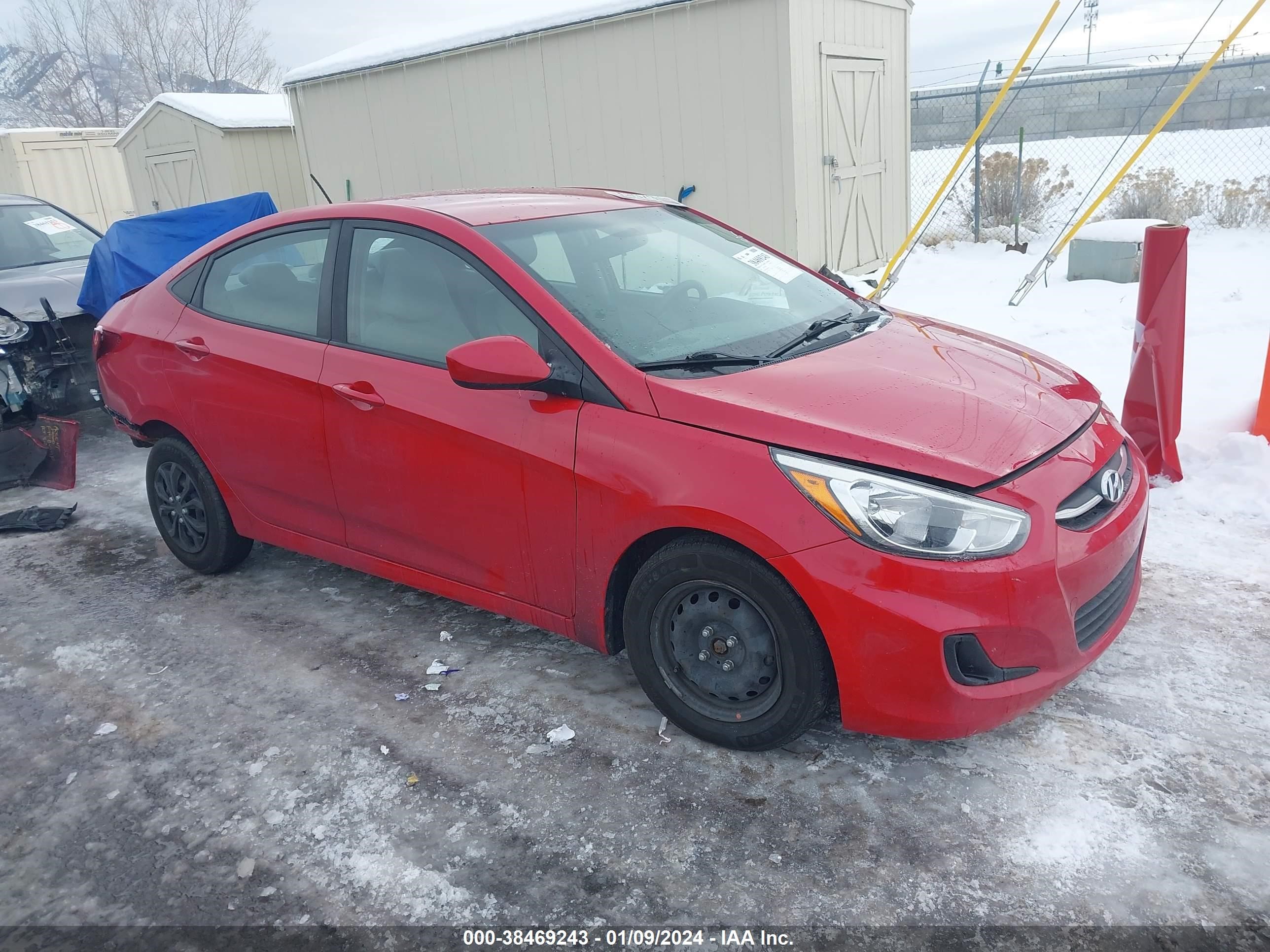 HYUNDAI ACCENT 2017 kmhct4ae8hu322035