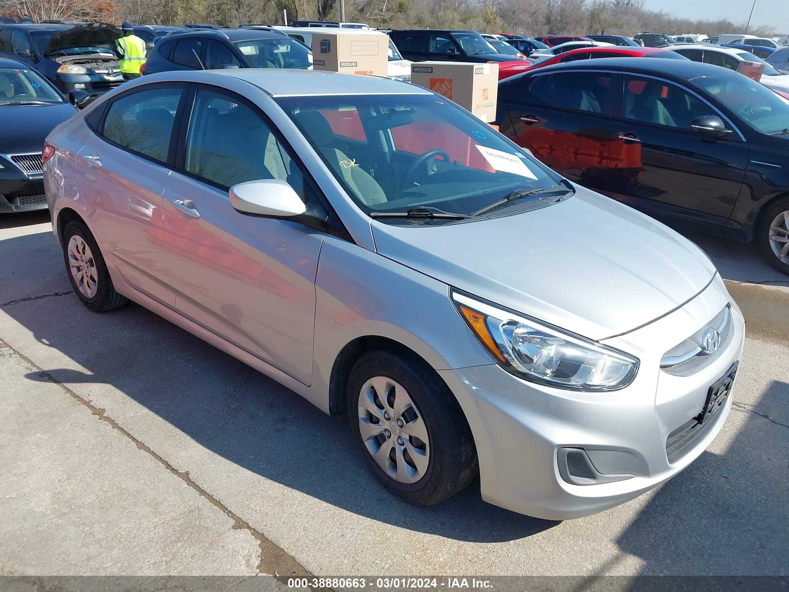 HYUNDAI ACCENT 2017 kmhct4aexhu335157