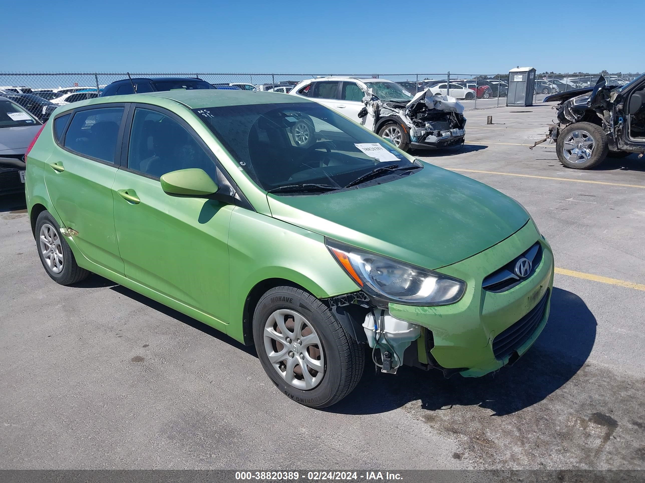 HYUNDAI ACCENT 2013 kmhct5ae0du080793