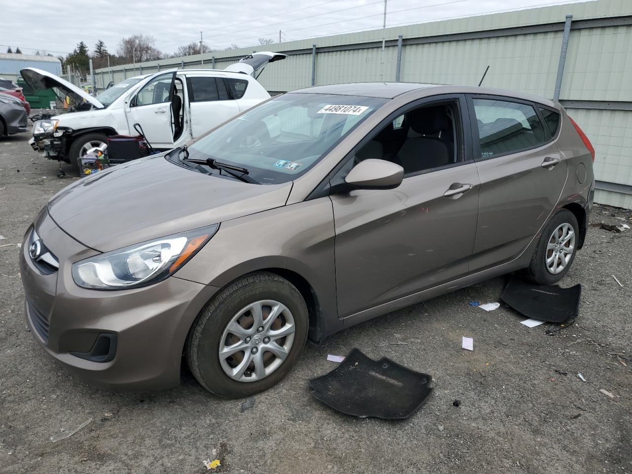 HYUNDAI ACCENT 2013 kmhct5ae2du121585