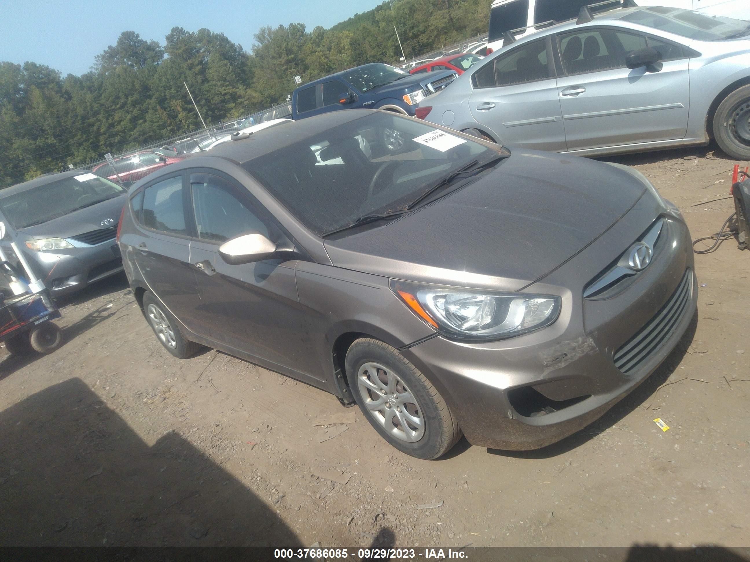 HYUNDAI ACCENT 2014 kmhct5ae2eu167483