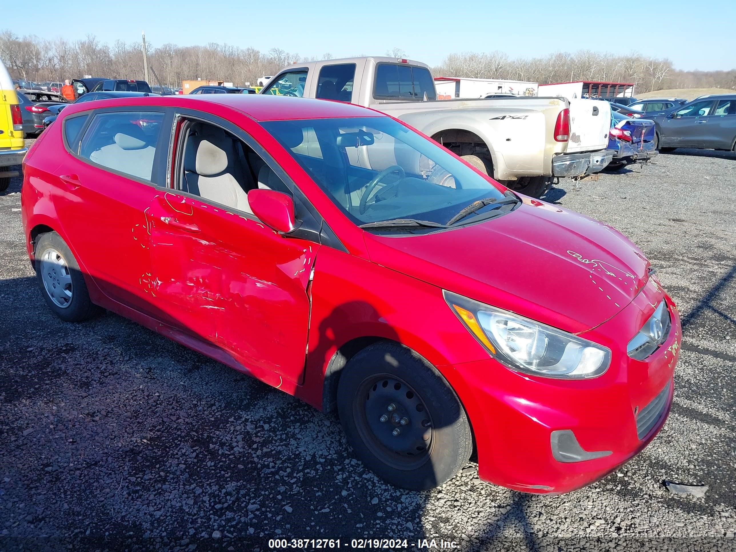 HYUNDAI ACCENT 2014 kmhct5ae3eu146674