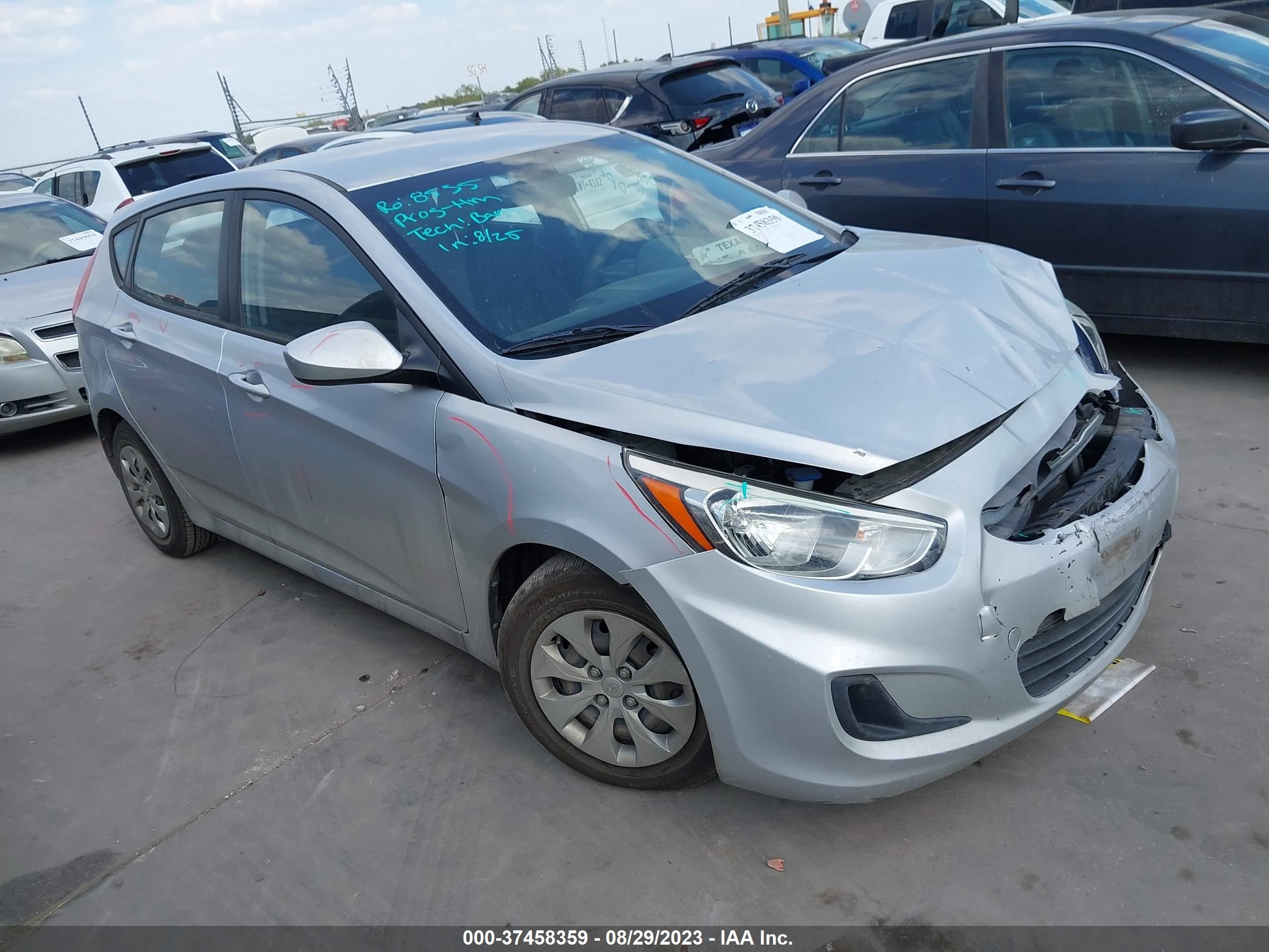 HYUNDAI ACCENT 2016 kmhct5ae3gu269331