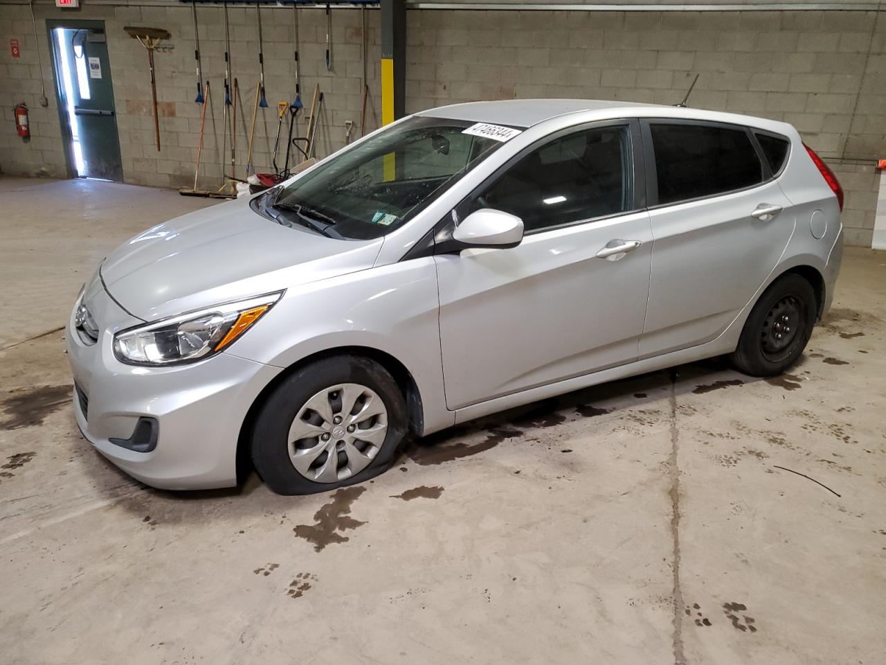 HYUNDAI ACCENT 2017 kmhct5ae3hu336799