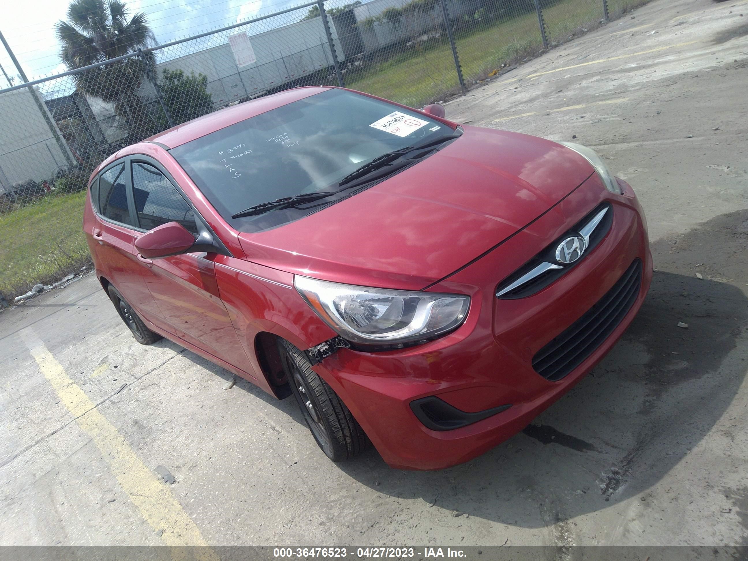 HYUNDAI ACCENT 2013 kmhct5ae4du112354