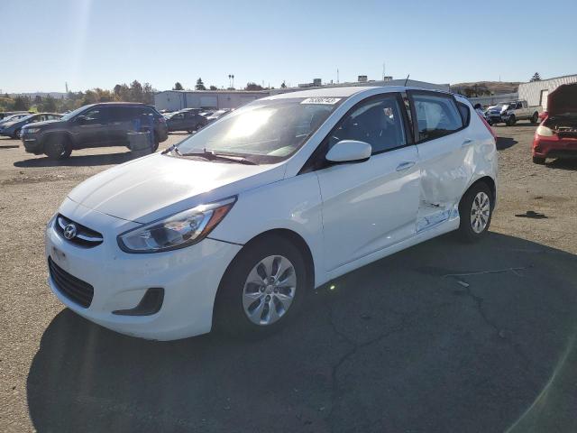 HYUNDAI ACCENT 2015 kmhct5ae4fu217530