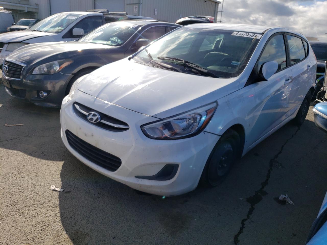 HYUNDAI ACCENT 2017 kmhct5ae4hu329344