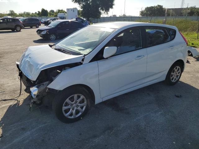 HYUNDAI ACCENT 2014 kmhct5ae5eu165114