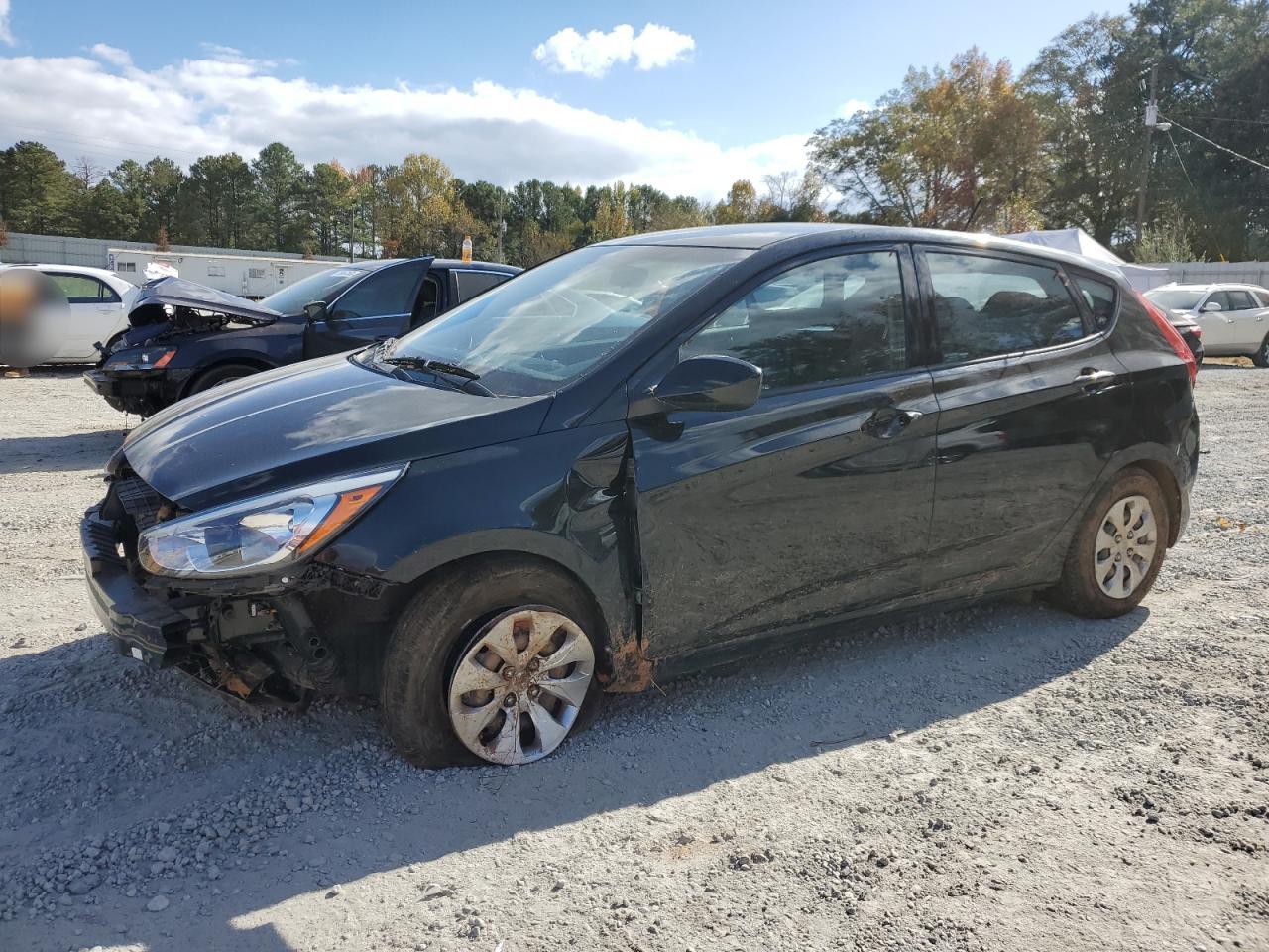 HYUNDAI ACCENT 2017 kmhct5ae5hu345729