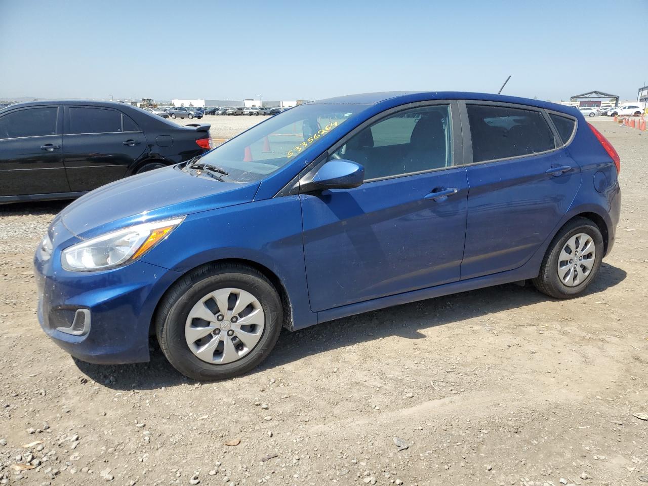 HYUNDAI ACCENT 2017 kmhct5ae6hu343519