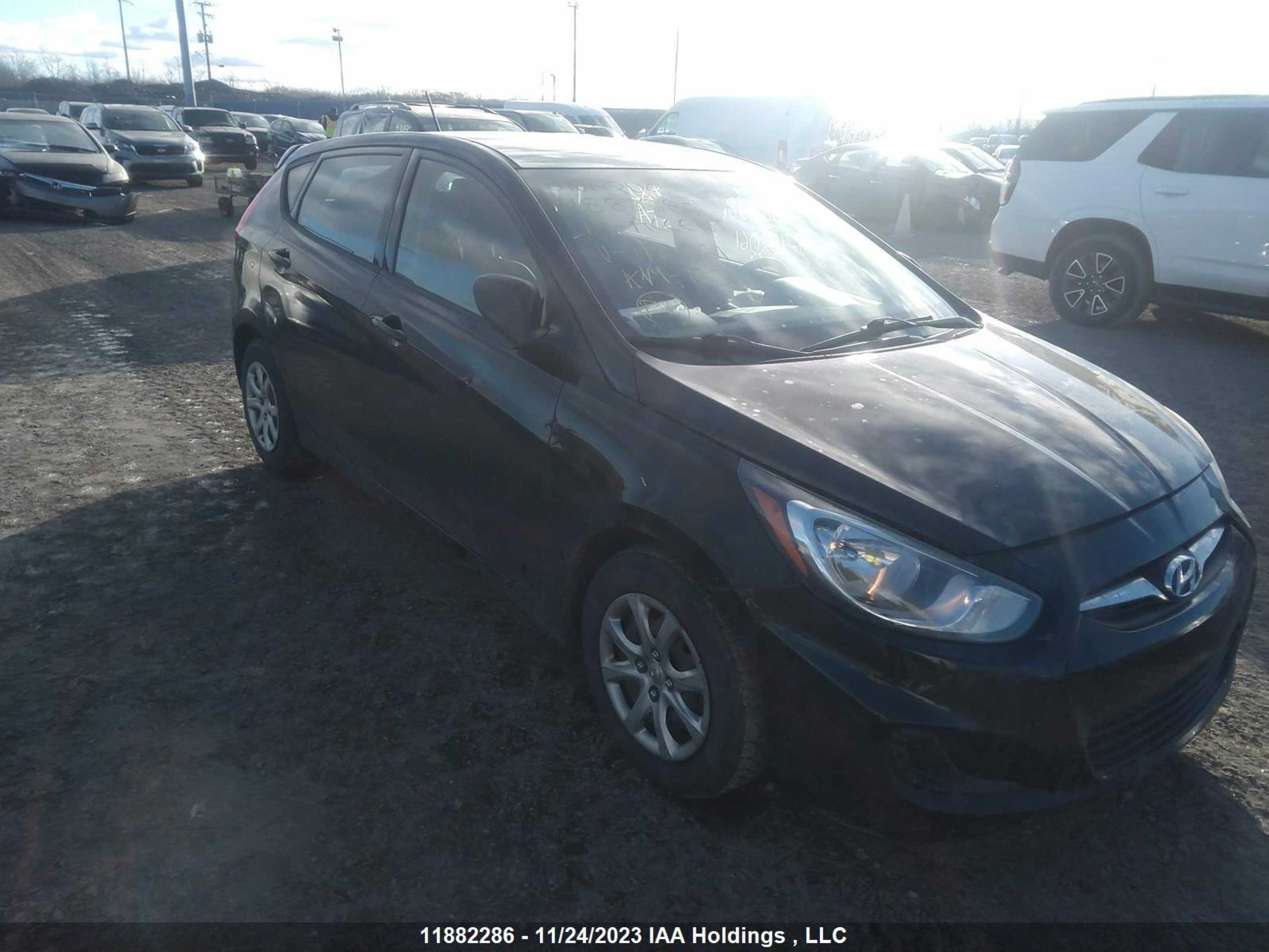 HYUNDAI ACCENT 2014 kmhct5ae7eu182061