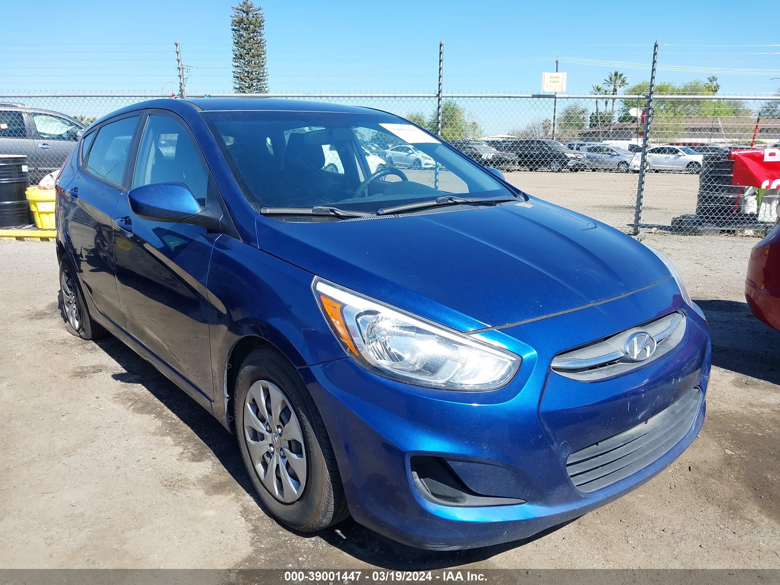 HYUNDAI ACCENT 2017 kmhct5ae8hu326284