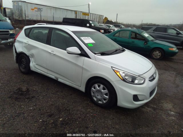 HYUNDAI ACCENT 2017 kmhct5ae8hu338127