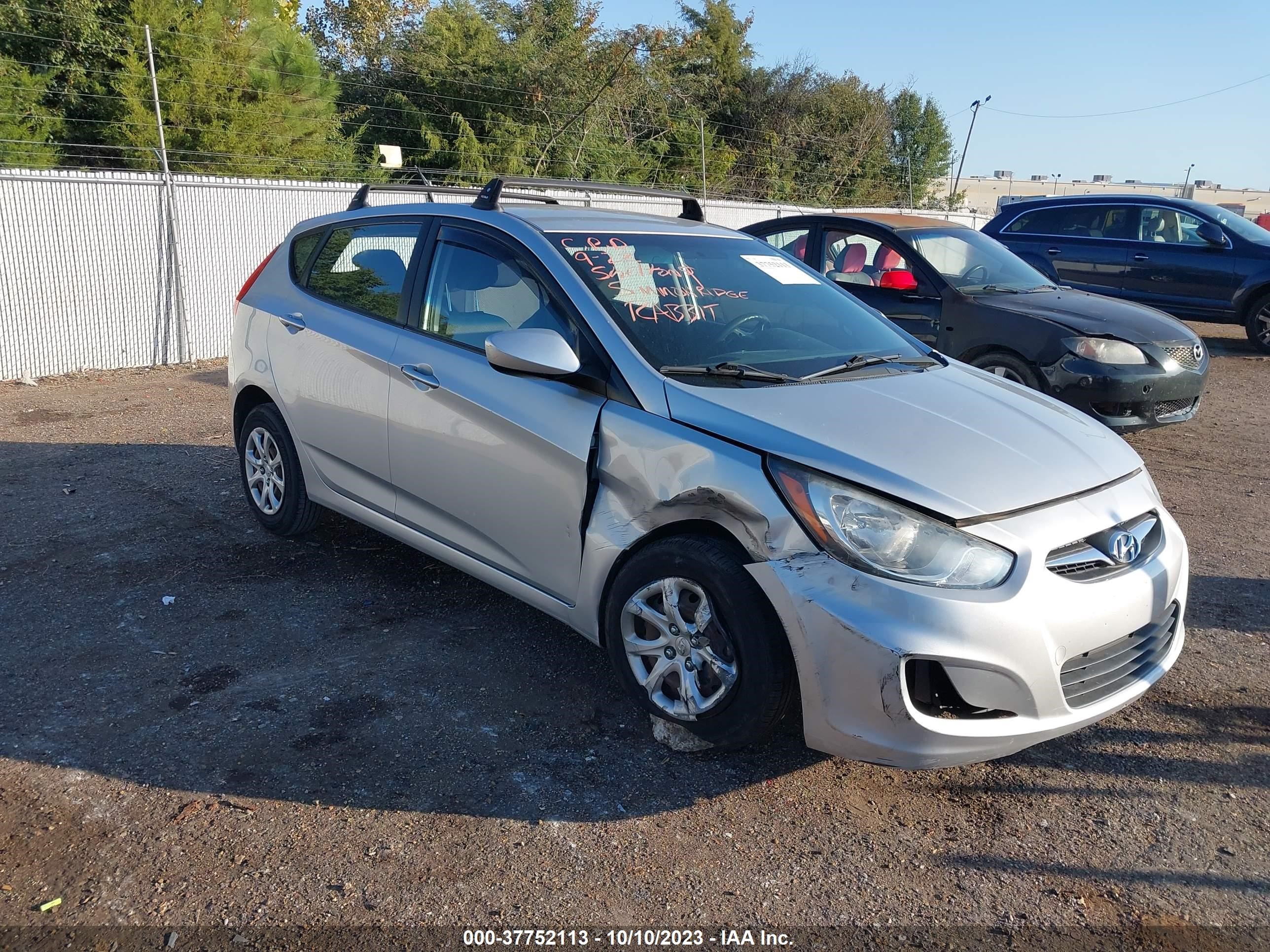 HYUNDAI ACCENT 2012 kmhct5ae9cu021661