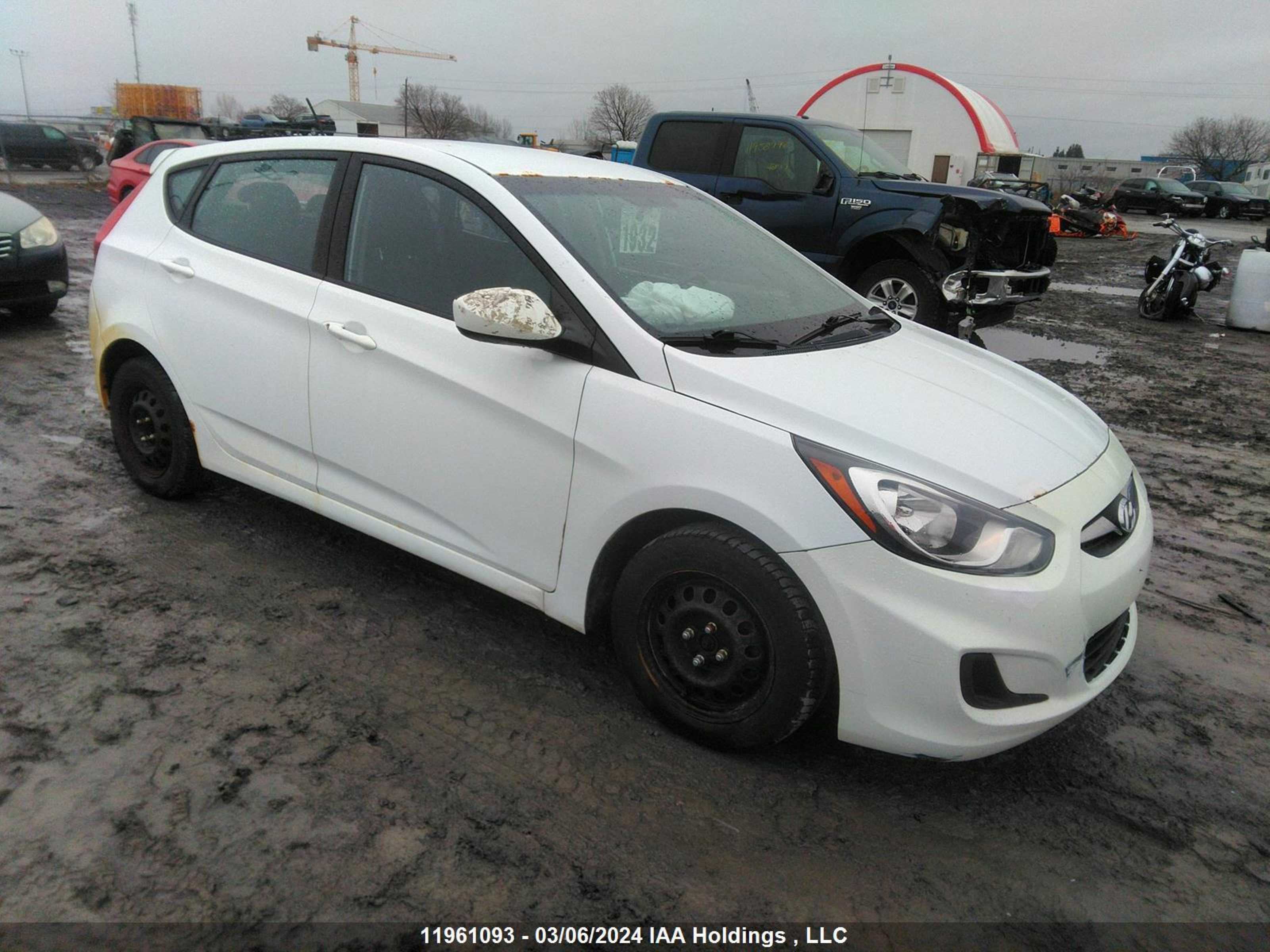 HYUNDAI ACCENT 2014 kmhct5ae9eu154889