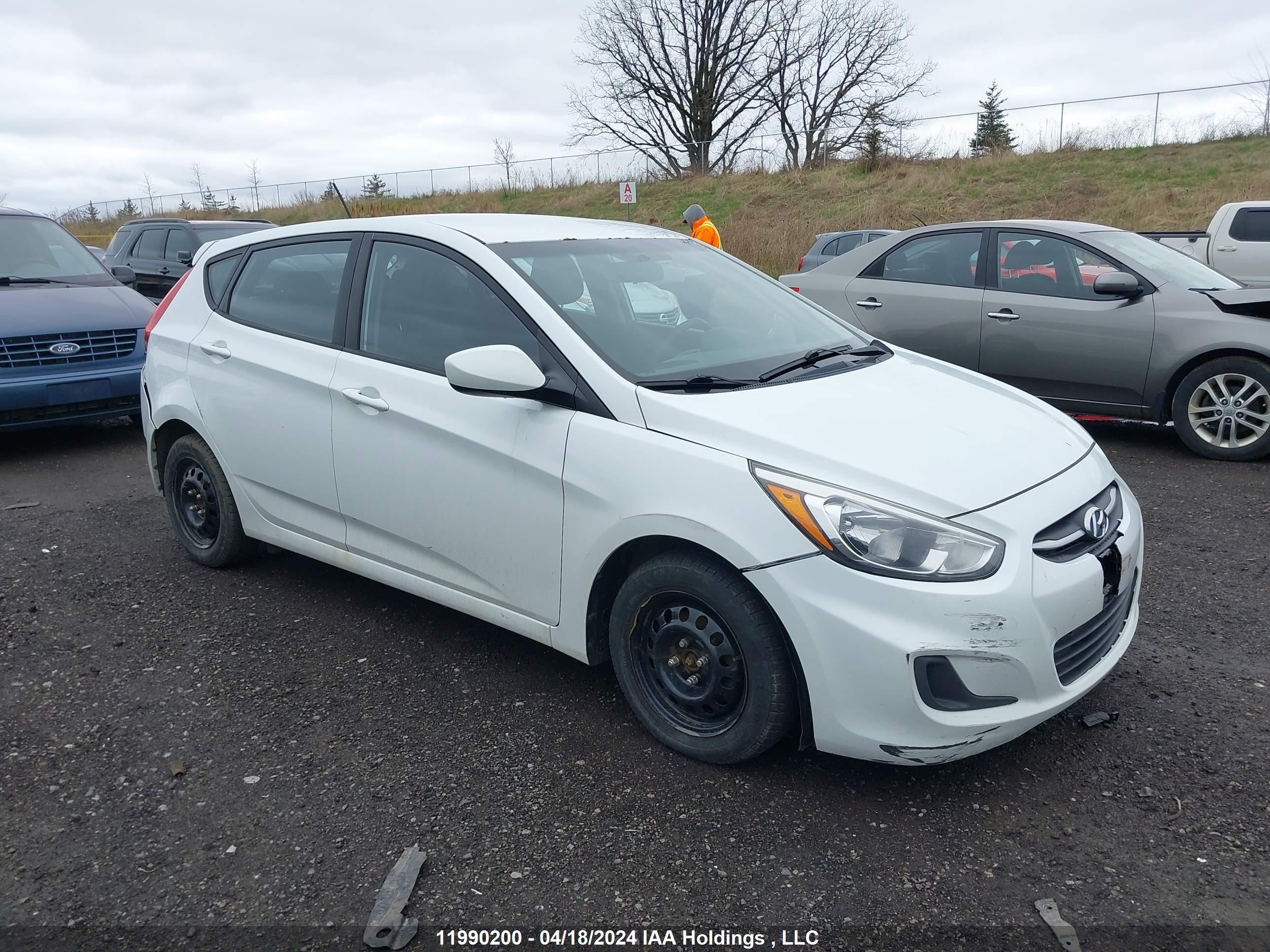 HYUNDAI ACCENT 2016 kmhct5ae9gu240996