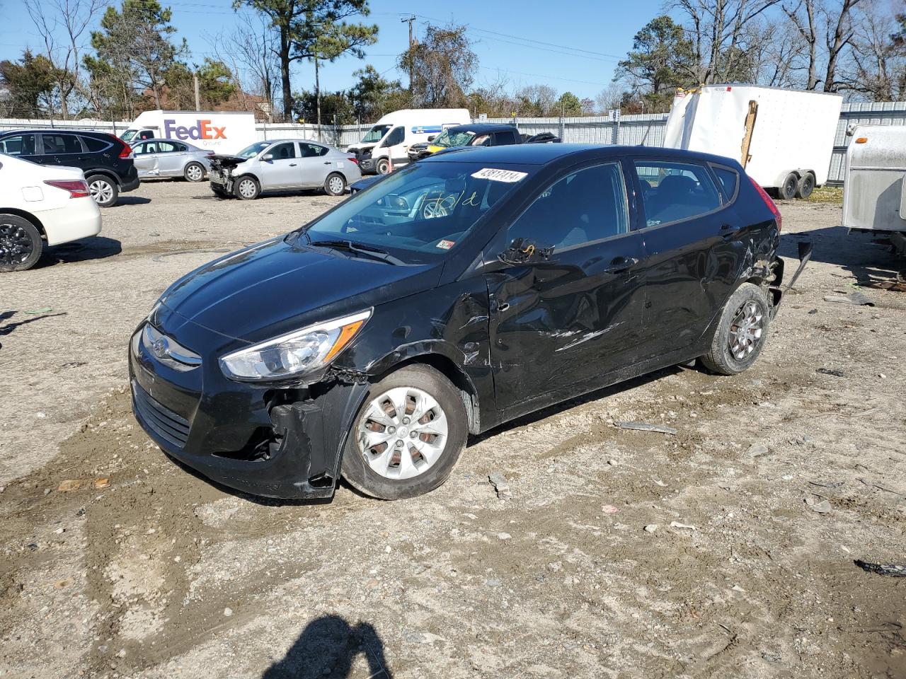 HYUNDAI ACCENT 2017 kmhct5ae9hu331459