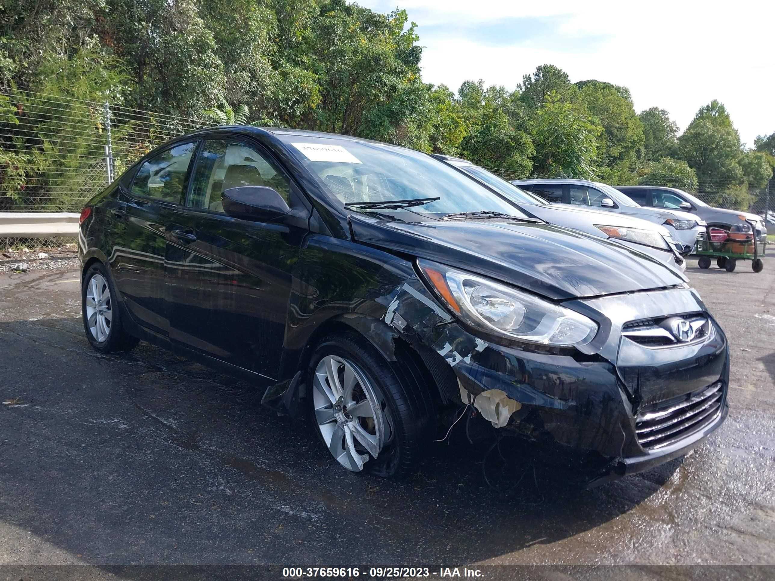 HYUNDAI ACCENT 2012 kmhcu4ae0cu136043