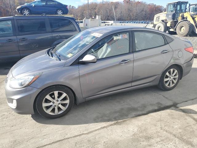 HYUNDAI ACCENT 2013 kmhcu4ae0du583599