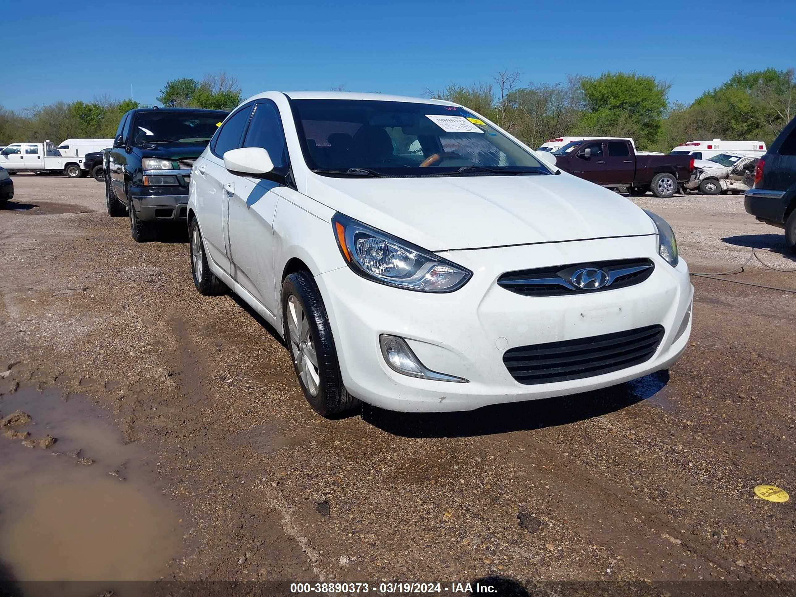 HYUNDAI ACCENT 2012 kmhcu4ae2cu264171