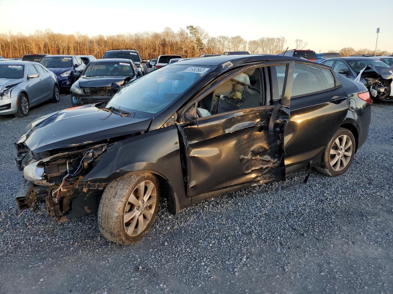 HYUNDAI ACCENT 2013 kmhcu4ae2du305237