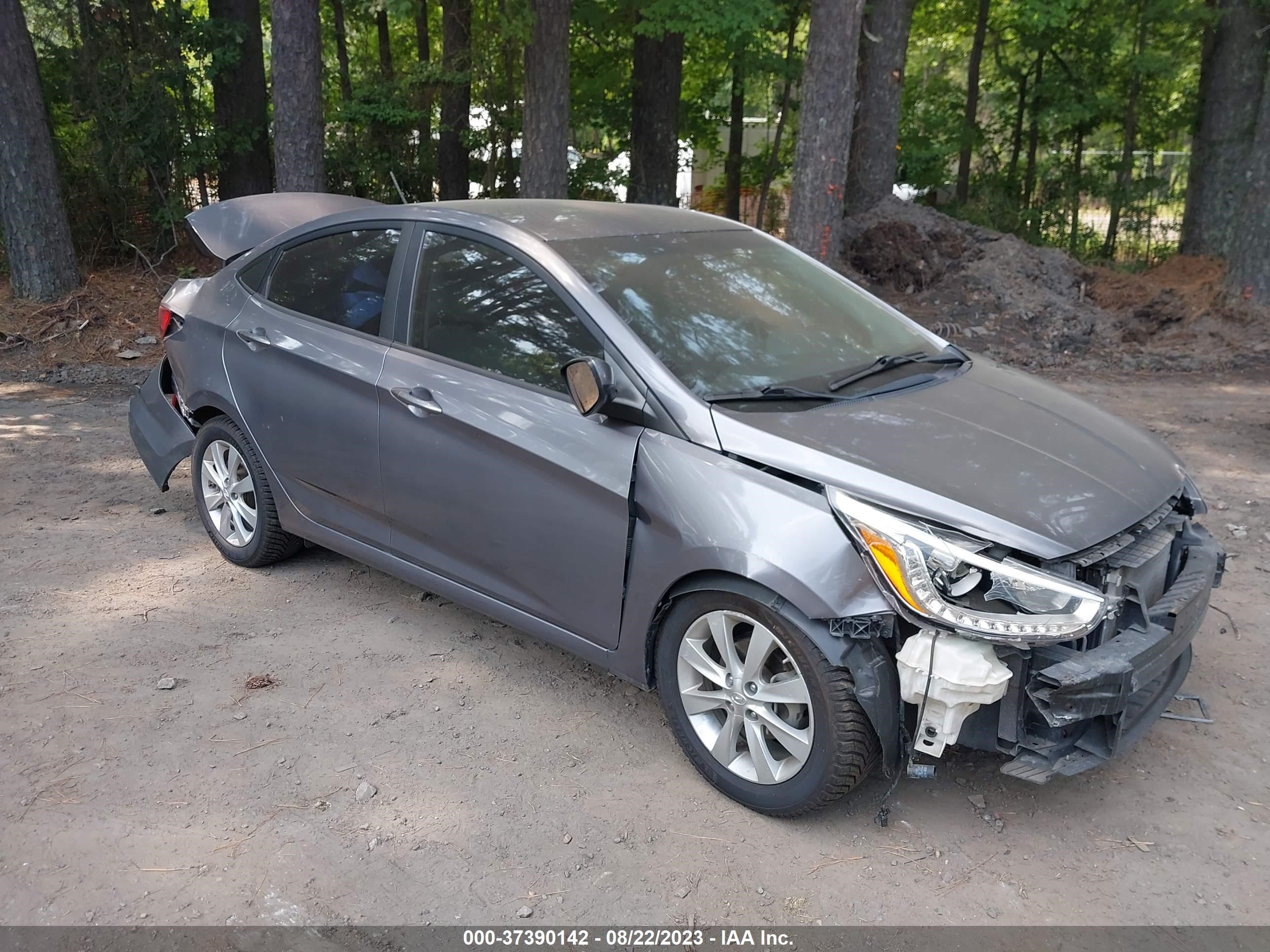 HYUNDAI ACCENT 2014 kmhcu4ae4eu749298