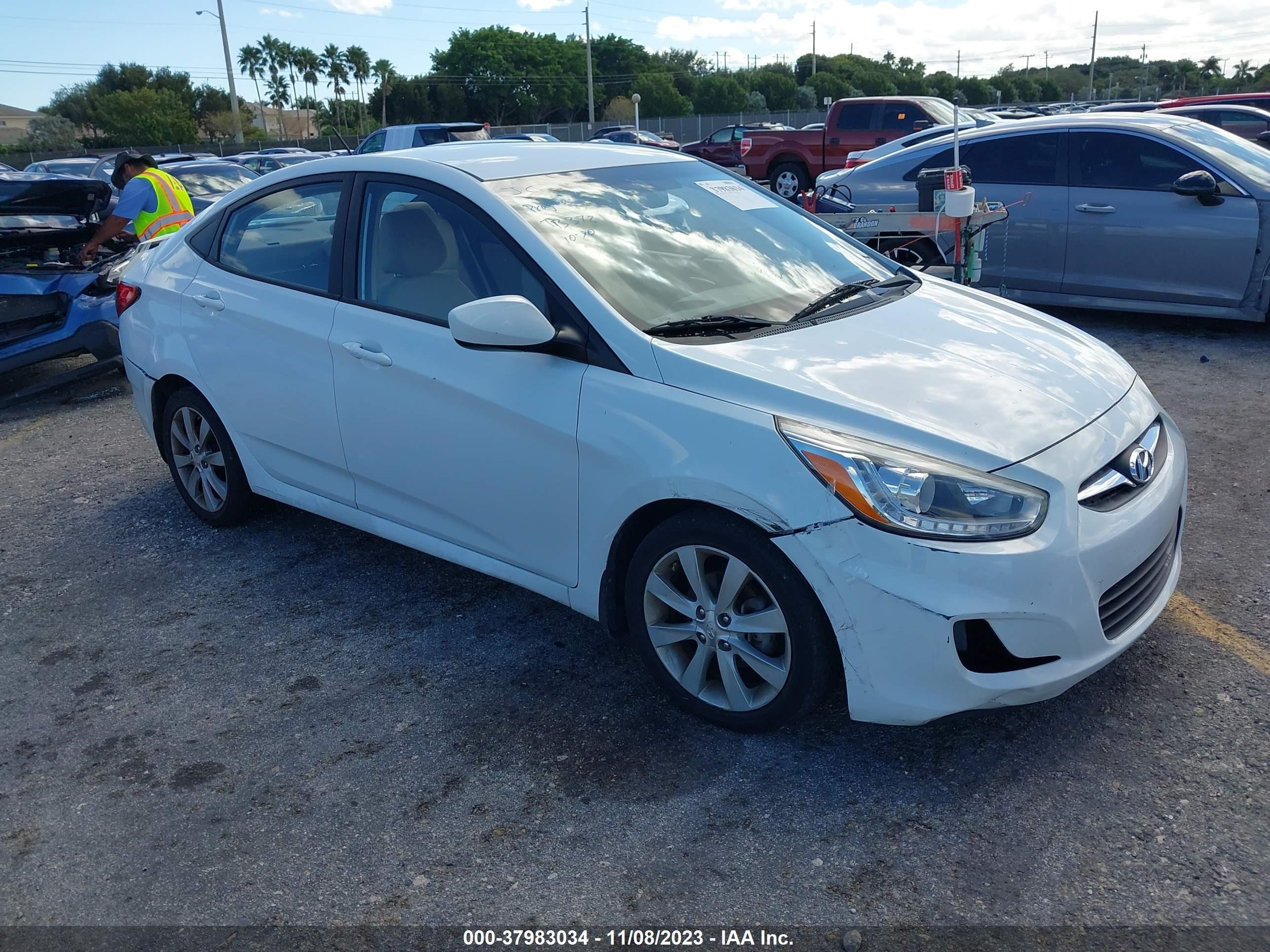 HYUNDAI ACCENT 2014 kmhcu4ae4eu768708