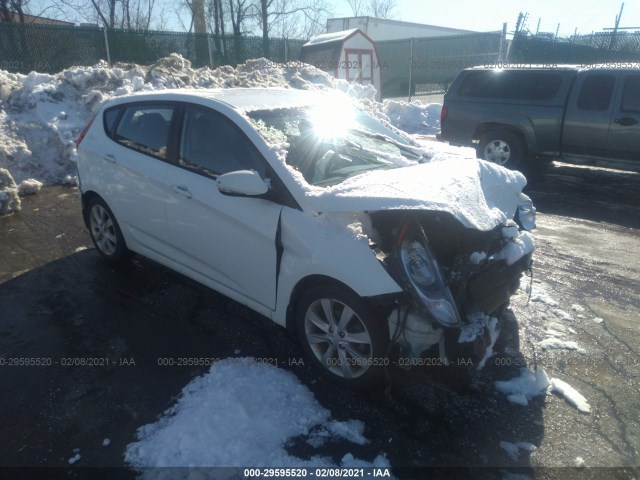 HYUNDAI ACCENT 2013 kmhcu5ae3du090442