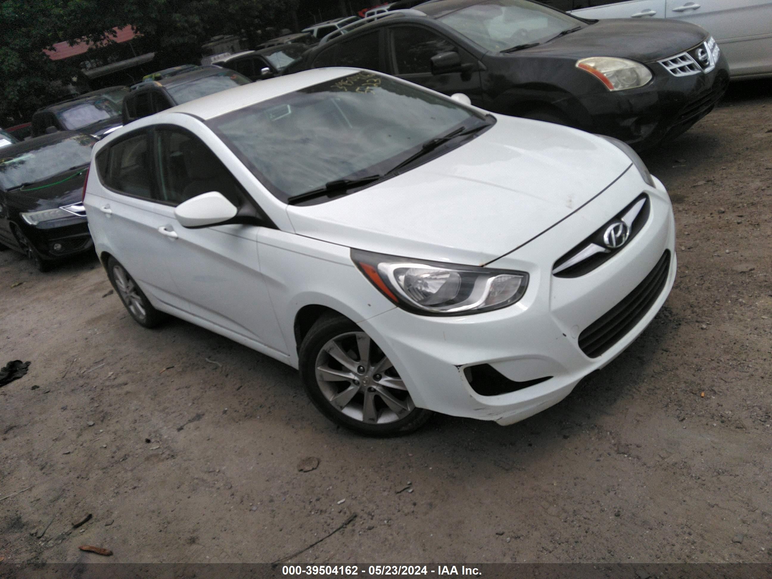 HYUNDAI ACCENT 2012 kmhcu5ae4cu027235