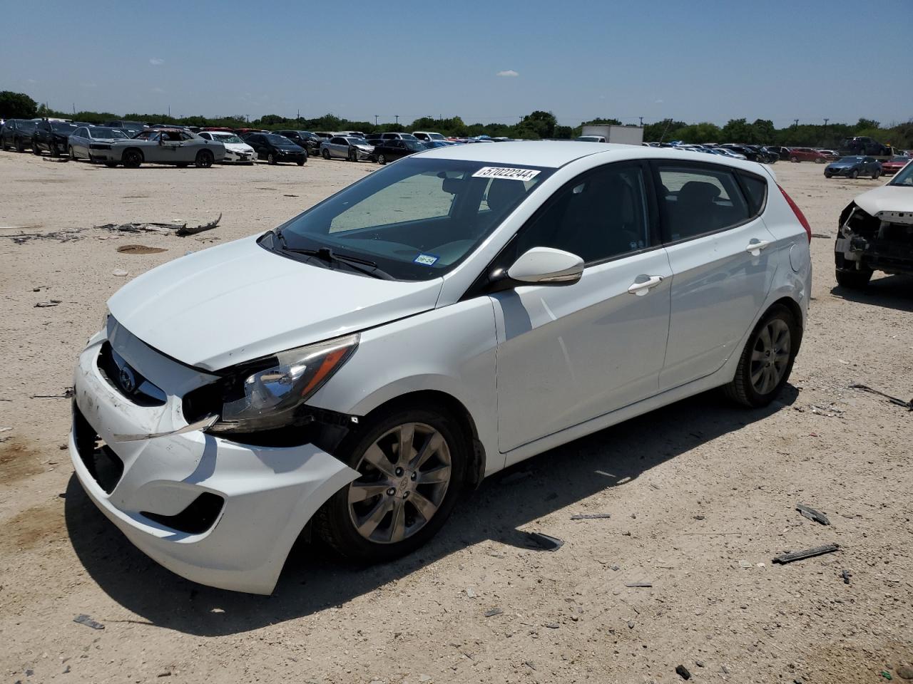 HYUNDAI ACCENT 2013 kmhcu5ae8du061616