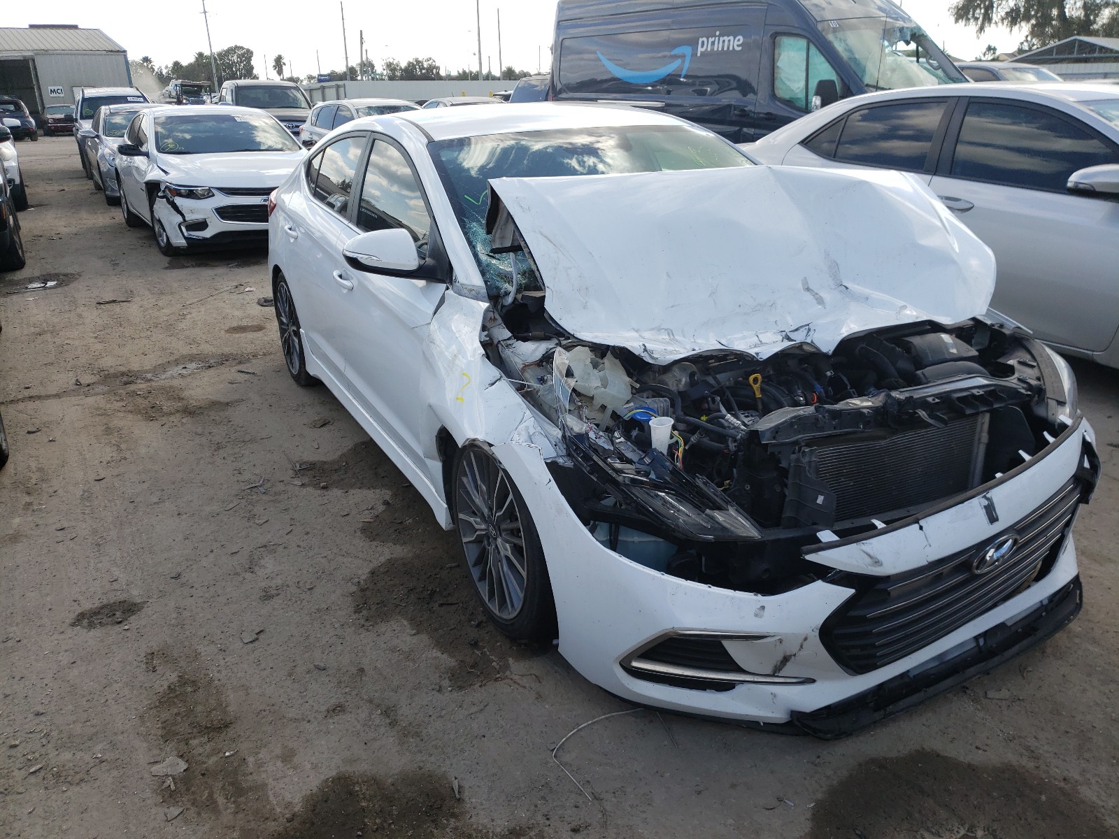 HYUNDAI ELANTRA SP 2017 kmhd04lb0hu339024