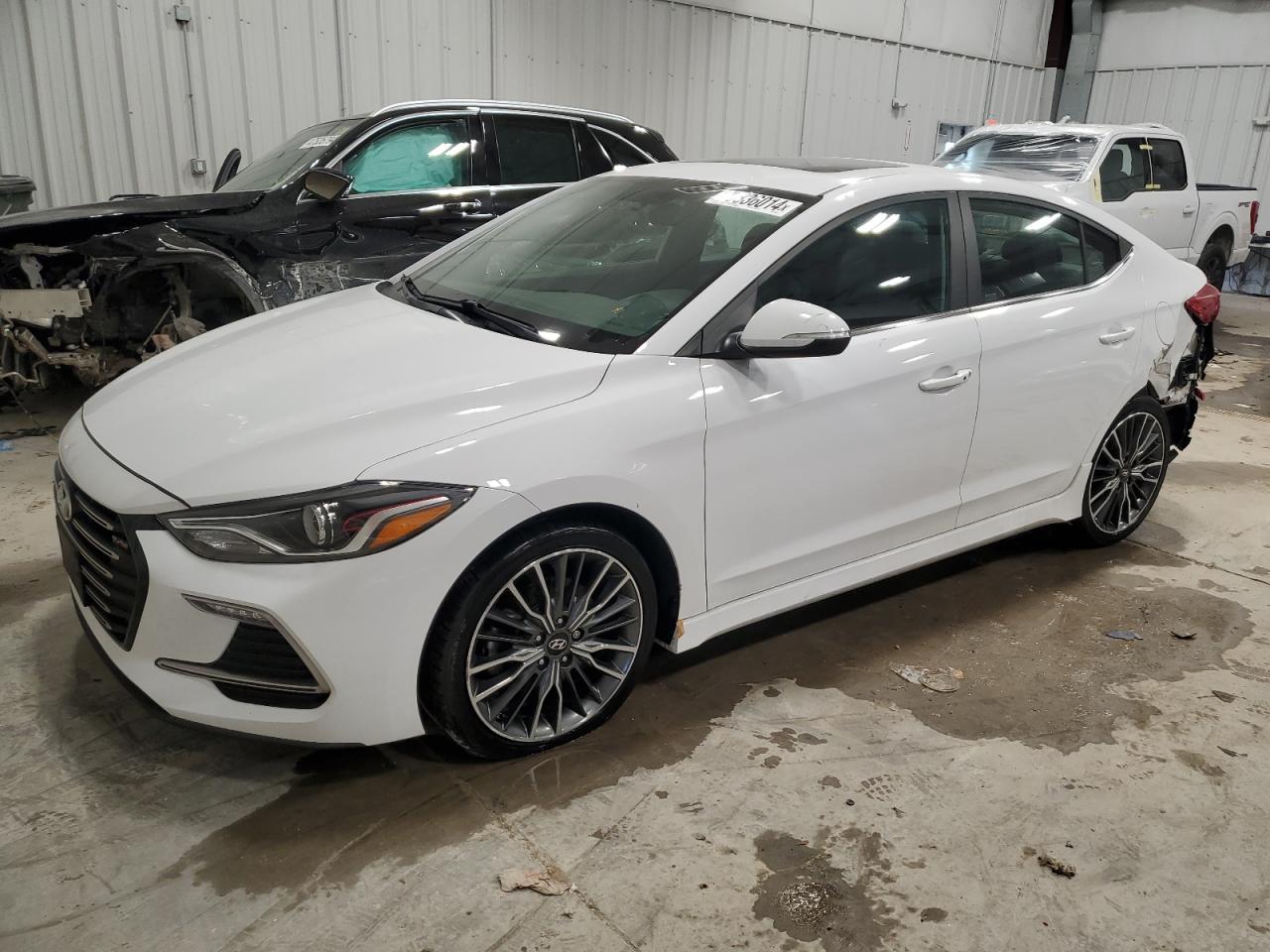 HYUNDAI ELANTRA 2018 kmhd04lb6ju519632