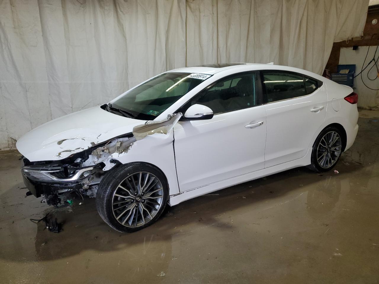 HYUNDAI ELANTRA 2018 kmhd04lb6ju536110