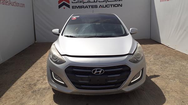 HYUNDAI I 30 2016 kmhd351e3gu274128