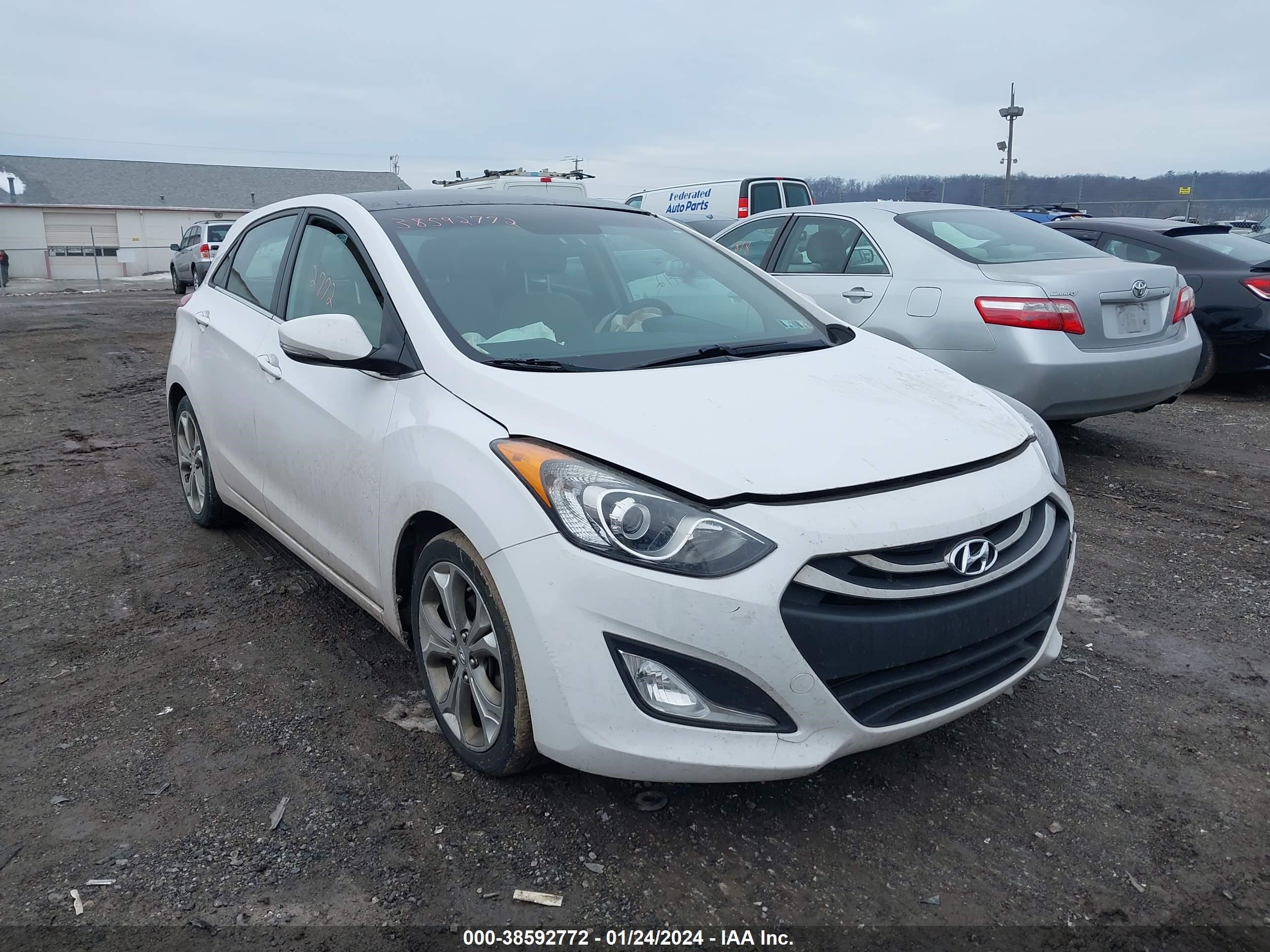 HYUNDAI ELANTRA 2013 kmhd35le7du056332