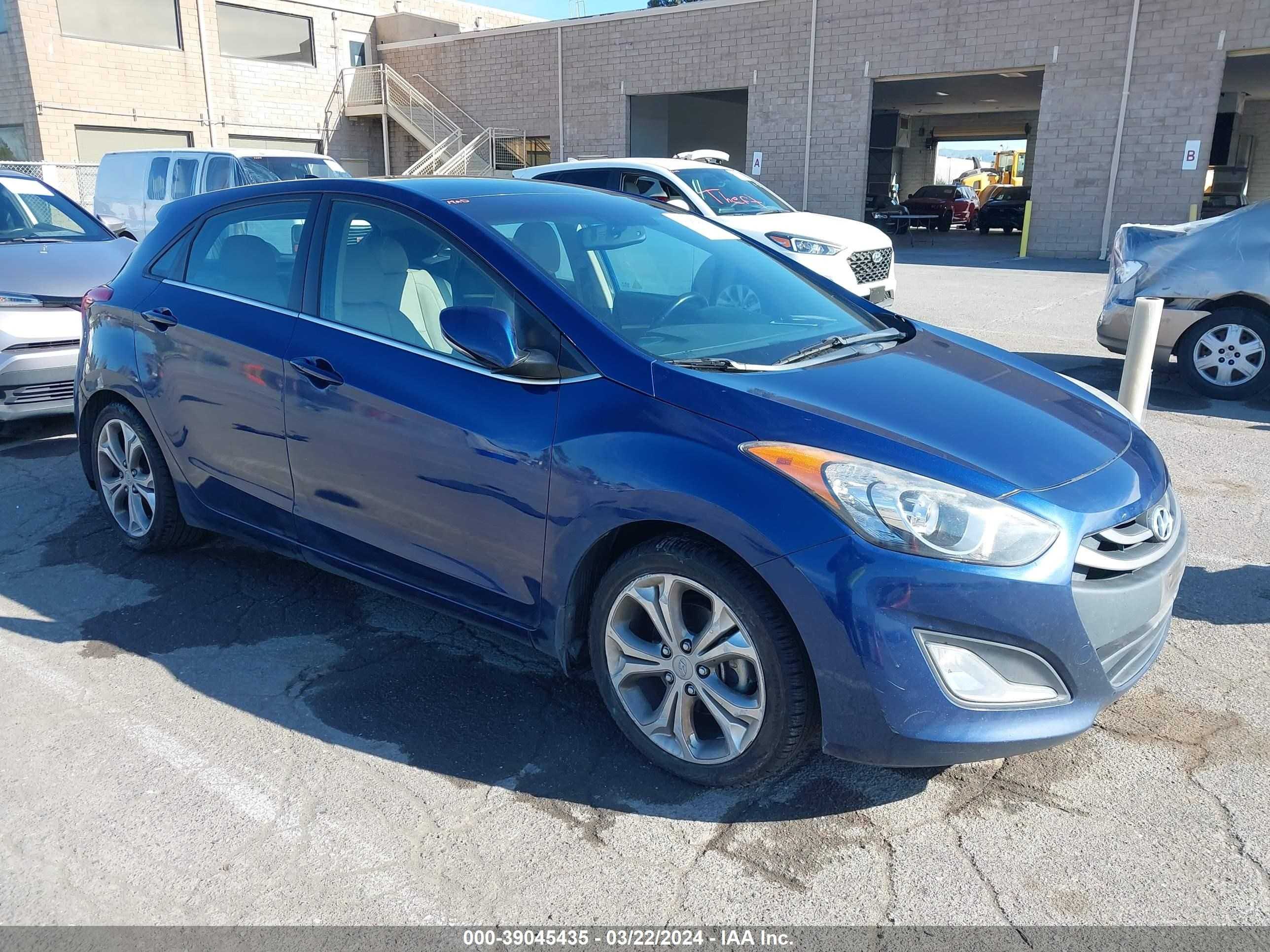 HYUNDAI ELANTRA 2013 kmhd35lexdu044000