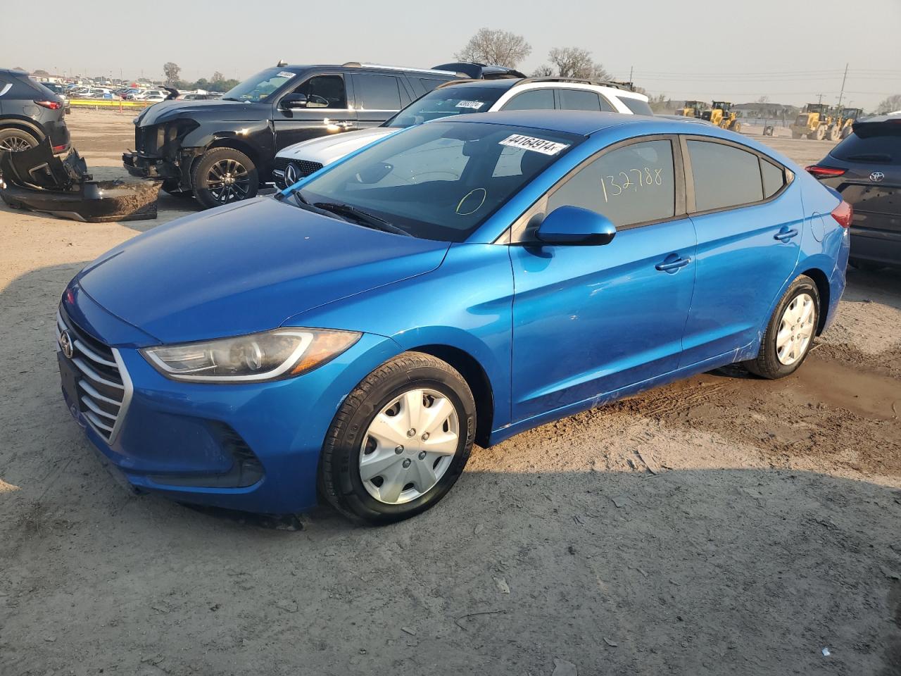 HYUNDAI ELANTRA 2017 kmhd74lf2hu076100