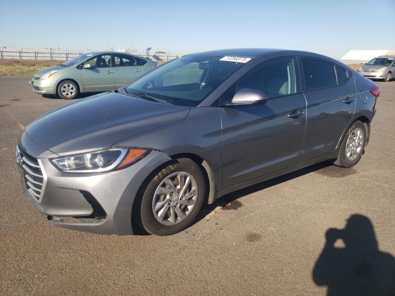 HYUNDAI ELANTRA 2017 kmhd74lf2hu370905