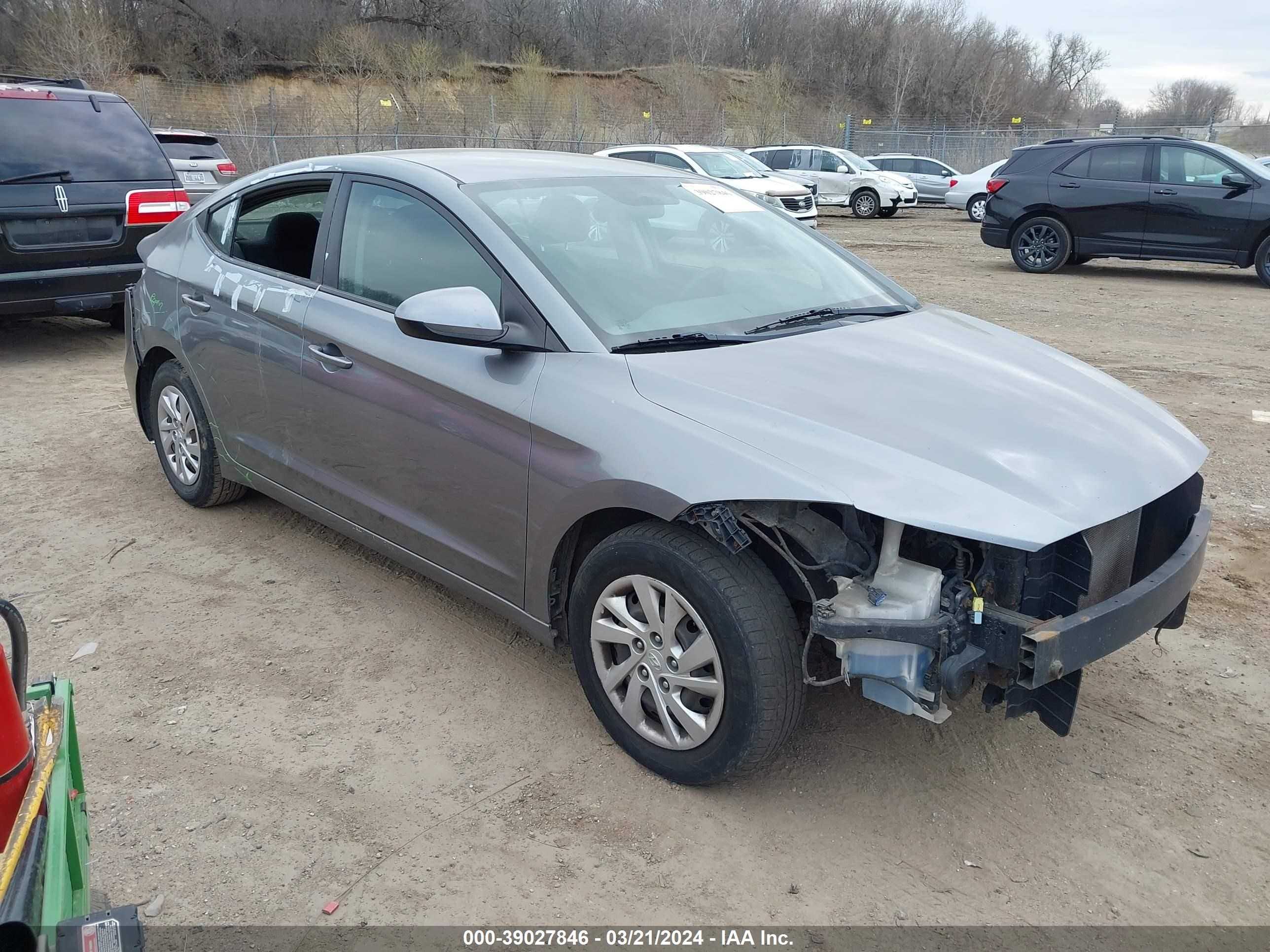 HYUNDAI ELANTRA 2018 kmhd74lf3ju477564