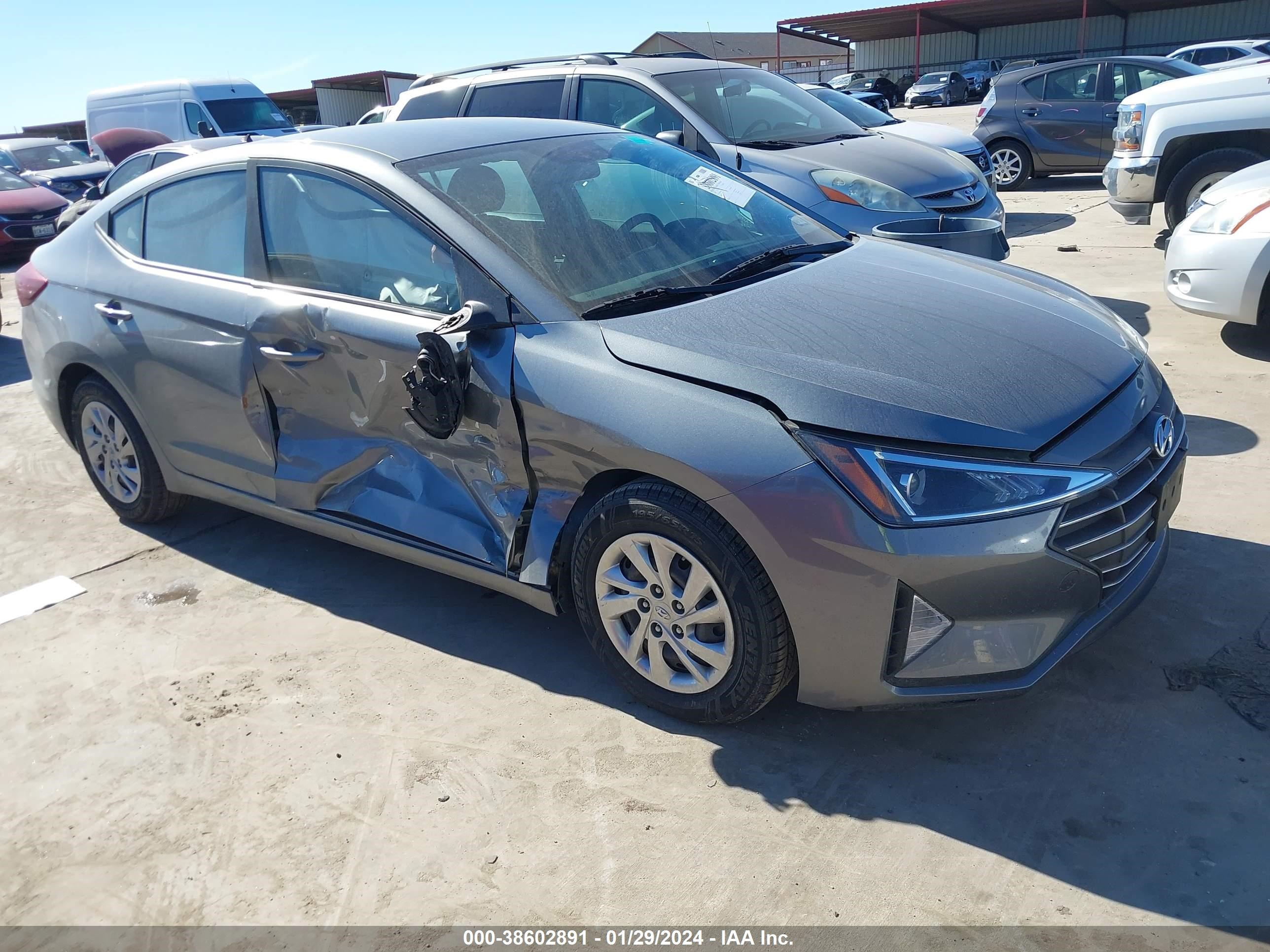 HYUNDAI ELANTRA 2019 kmhd74lf4ku777356