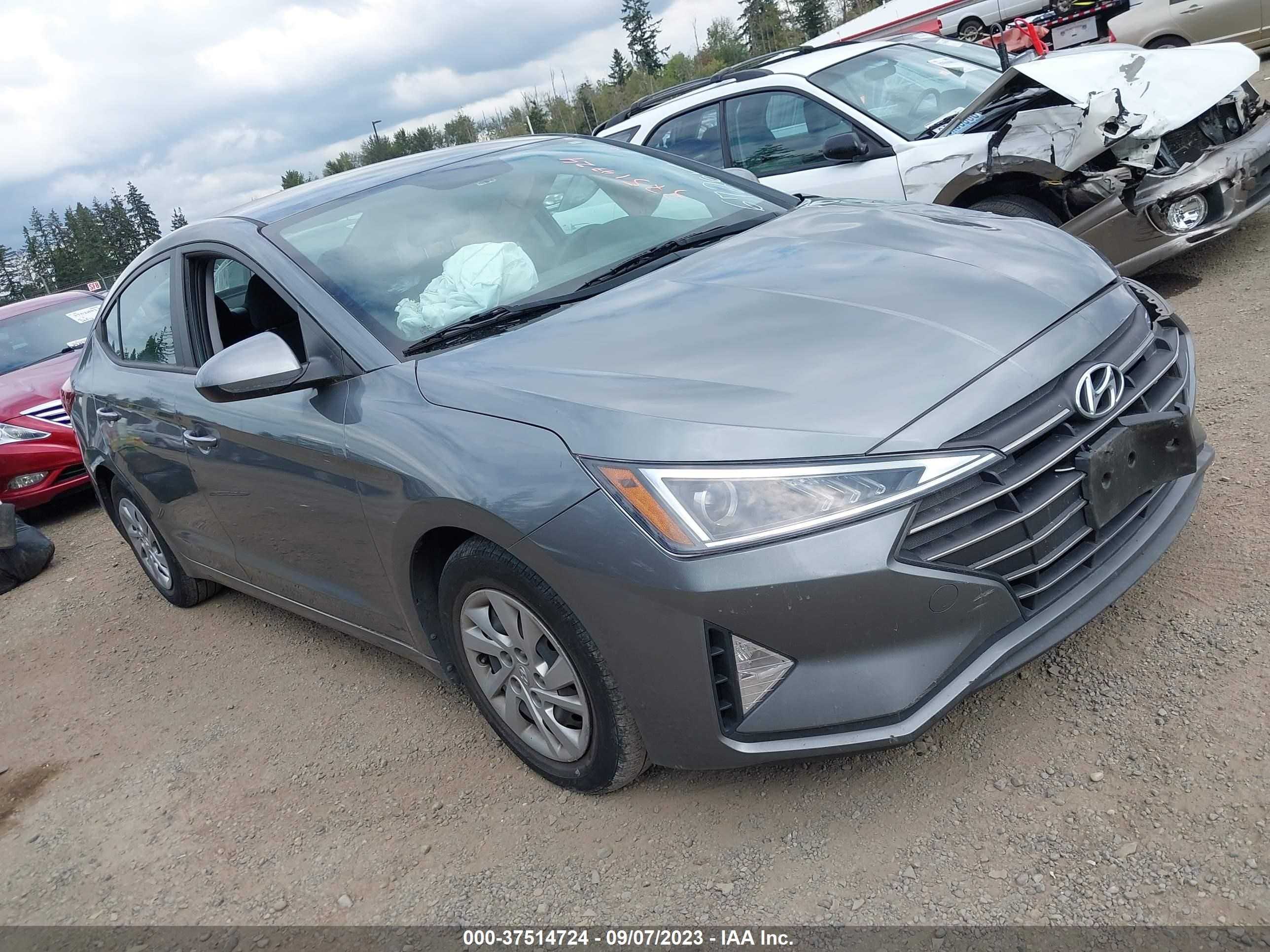 HYUNDAI ELANTRA 2019 kmhd74lf4ku806726