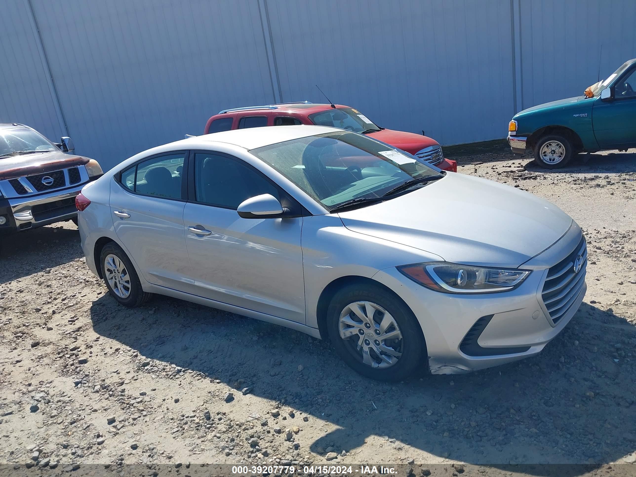 HYUNDAI ELANTRA 2017 kmhd74lf5hu396768