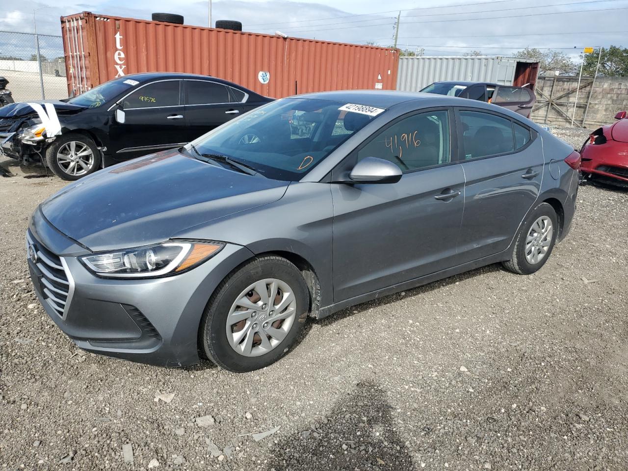 HYUNDAI ELANTRA 2018 kmhd74lf5ju659847