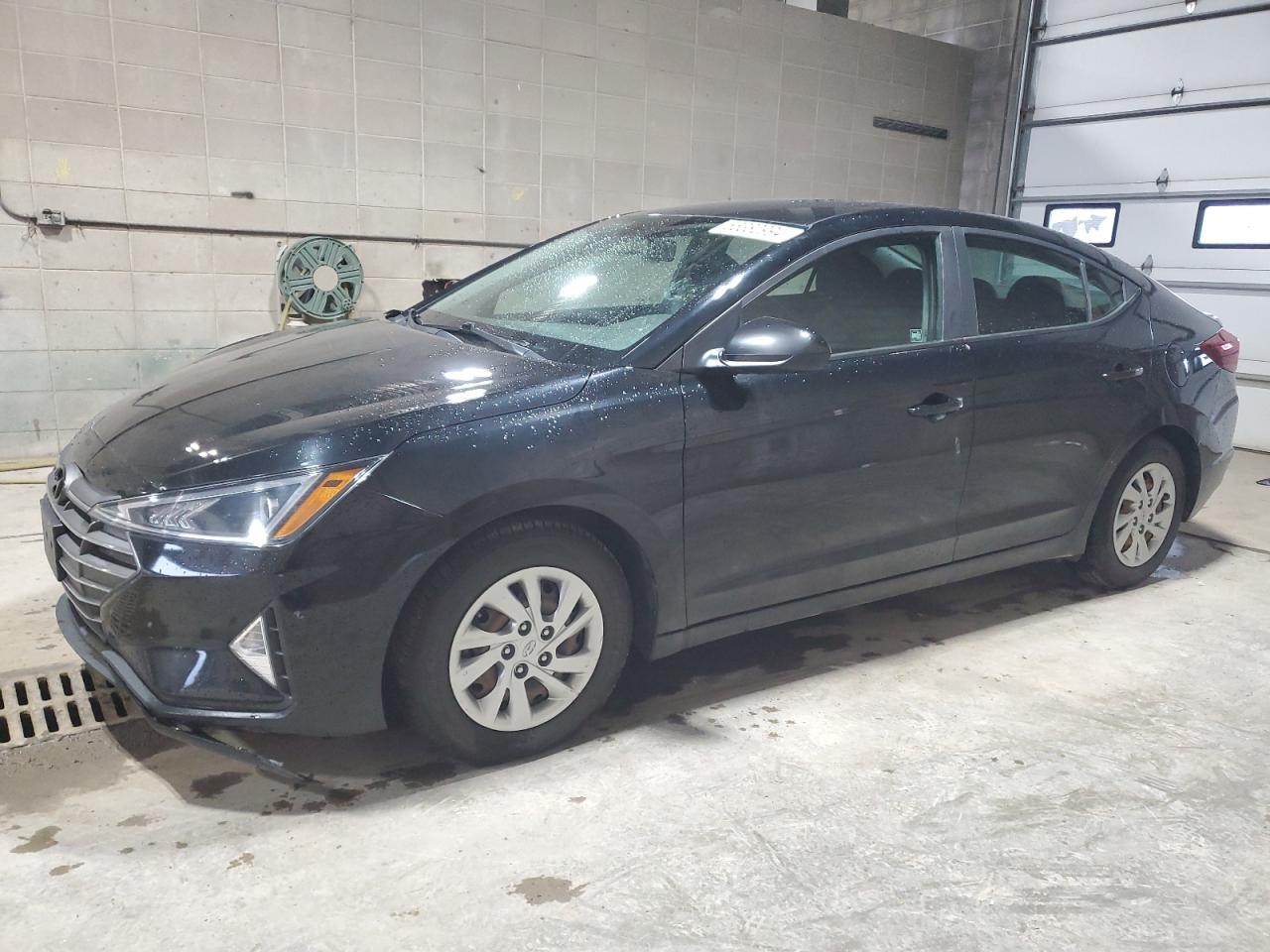 HYUNDAI ELANTRA 2019 kmhd74lf6ku758646